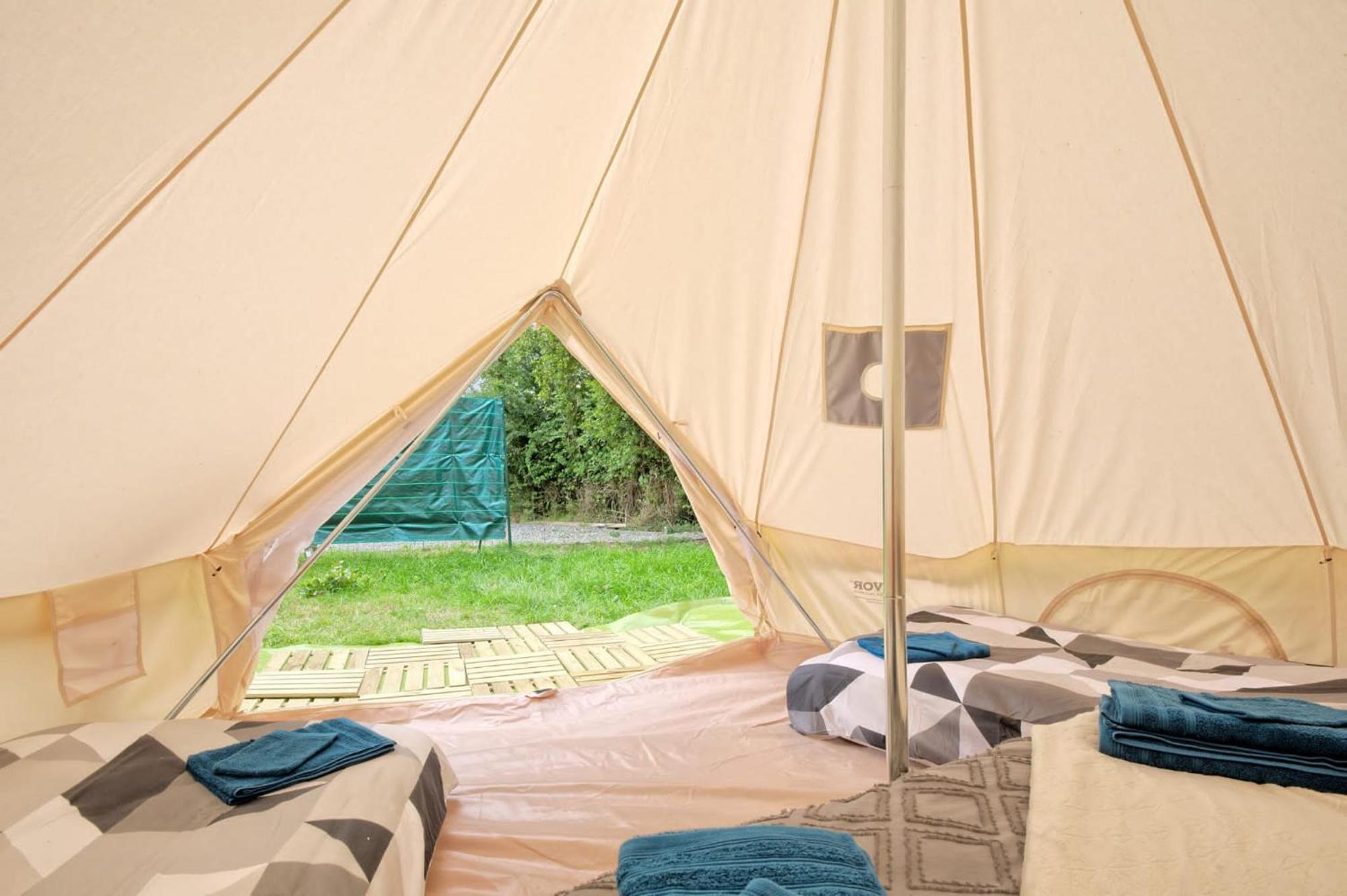 Hotel Tipi Experience L'Echappee Belle Saint-Maudez Exteriér fotografie